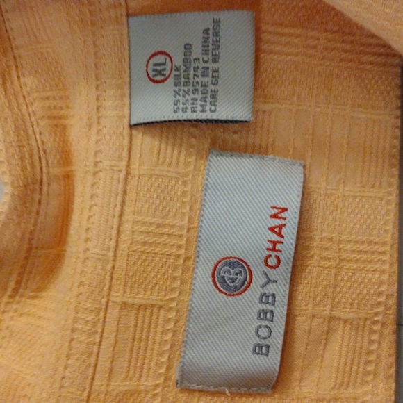 💜5/$25💜Bobby Chan XL Button up - Picture 2 of 4